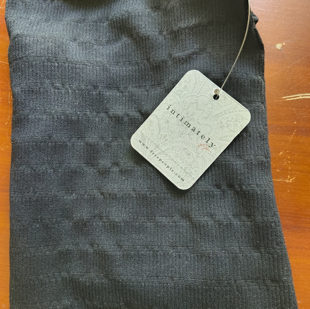 We The Free Black Chemise - Picture 3 of 3